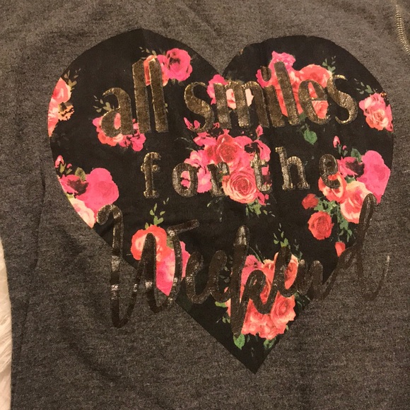 Girls Medium thick long sleeve sweatshirts!!! - Picture 4 of 5